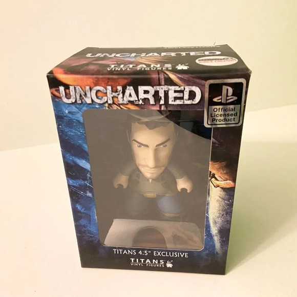 2015 Uncharted  Nathan Drake Titans 4.5 Inch Exclusive Vinyl Figure - Picture 1 of 10